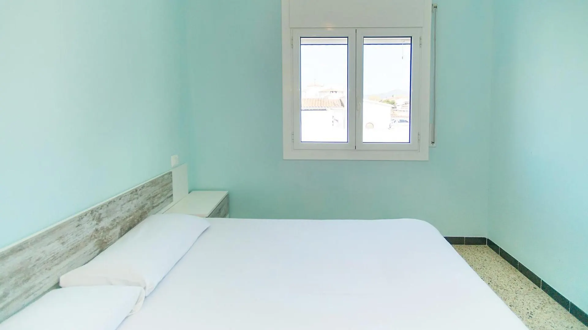 Villa Welcs Casa 242 Emp Con Terraza Y Acceso Al Muelle Ampuriabrava Сasa de vacaciones