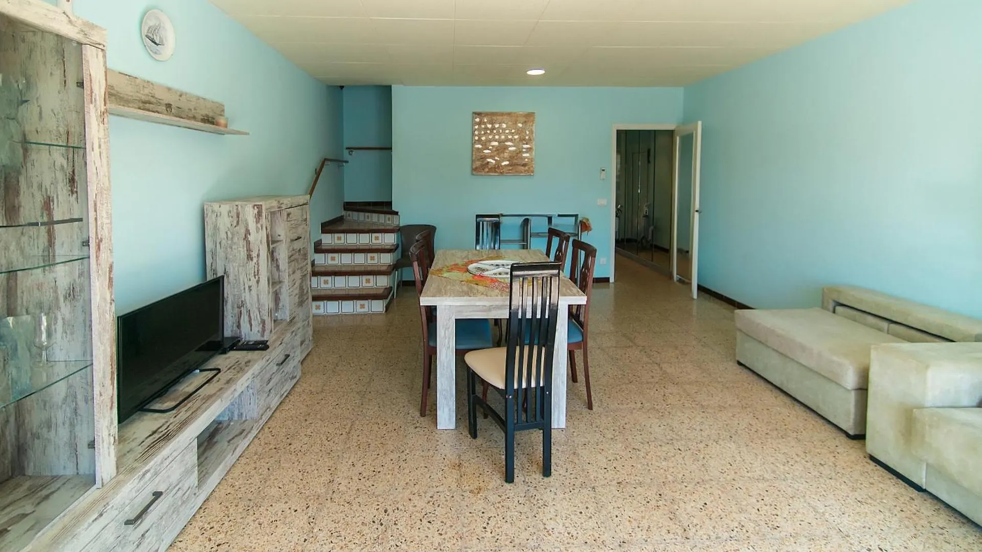 Сasa de vacaciones Villa Welcs Casa 242 Emp Con Terraza Y Acceso Al Muelle Ampuriabrava